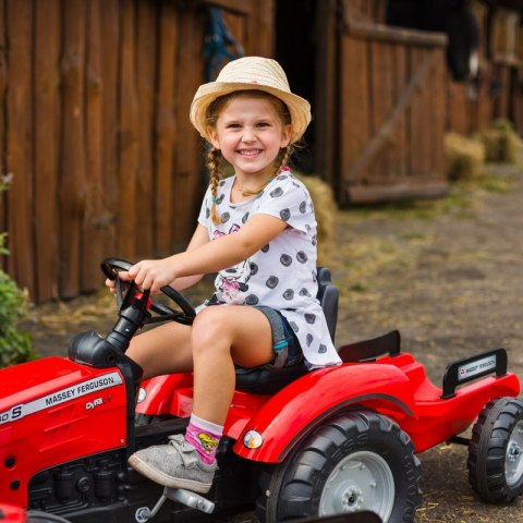 FALK Traktor Massey Ferguson Czerwony na Pedały z Przyczepką od 3 Lat FALK Traktor Massey Ferguson Czerwony na Pedały z Przyczepką od 3 Lat