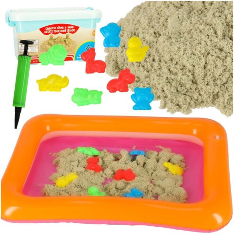 Piasek dla dzieci w wiaderku 1kg foremki beżowy Piasek dla dzieci w wiaderku 1kg foremki beżowy