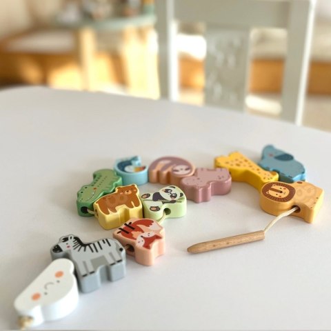 WOOPIE GREEN Drewniana Nawlekanka Klocki Przeplatanka ZOO Montessori 13 el.