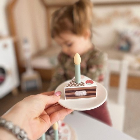 TOOKY TOY Drewniany Tort Urodzinowy do Krojenia na Rzepy ze Świeczkami i Kartką Urodzinową 20 el.